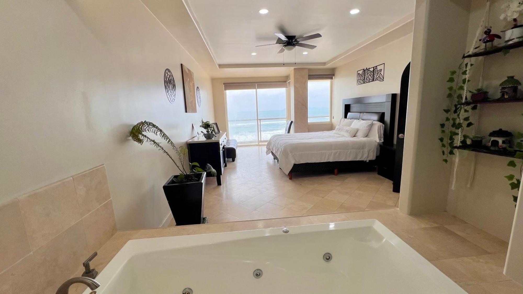 Beautiful Beach Front Condo Near Downtown Rosarito Bagian luar foto
